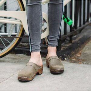 Lotta from Stockholm Classic Swedish Clogs - Taupe Oiled Nubuck
